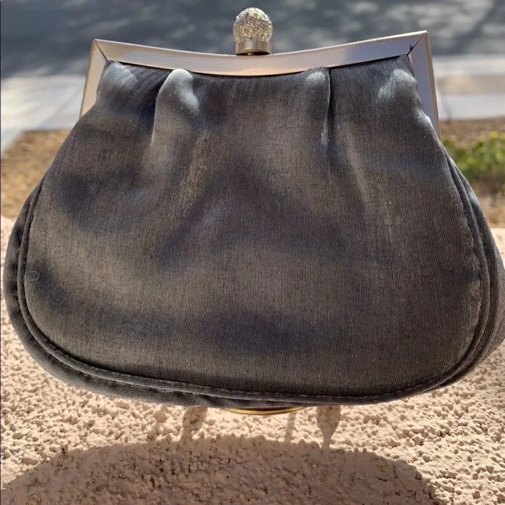Cocktail Purse Hillard & Hanson Gray Silver Hardware Lined 6 X 7 Inches Silky
